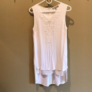 Daniel Rainn sleeveless lined tunic blouse, cream
